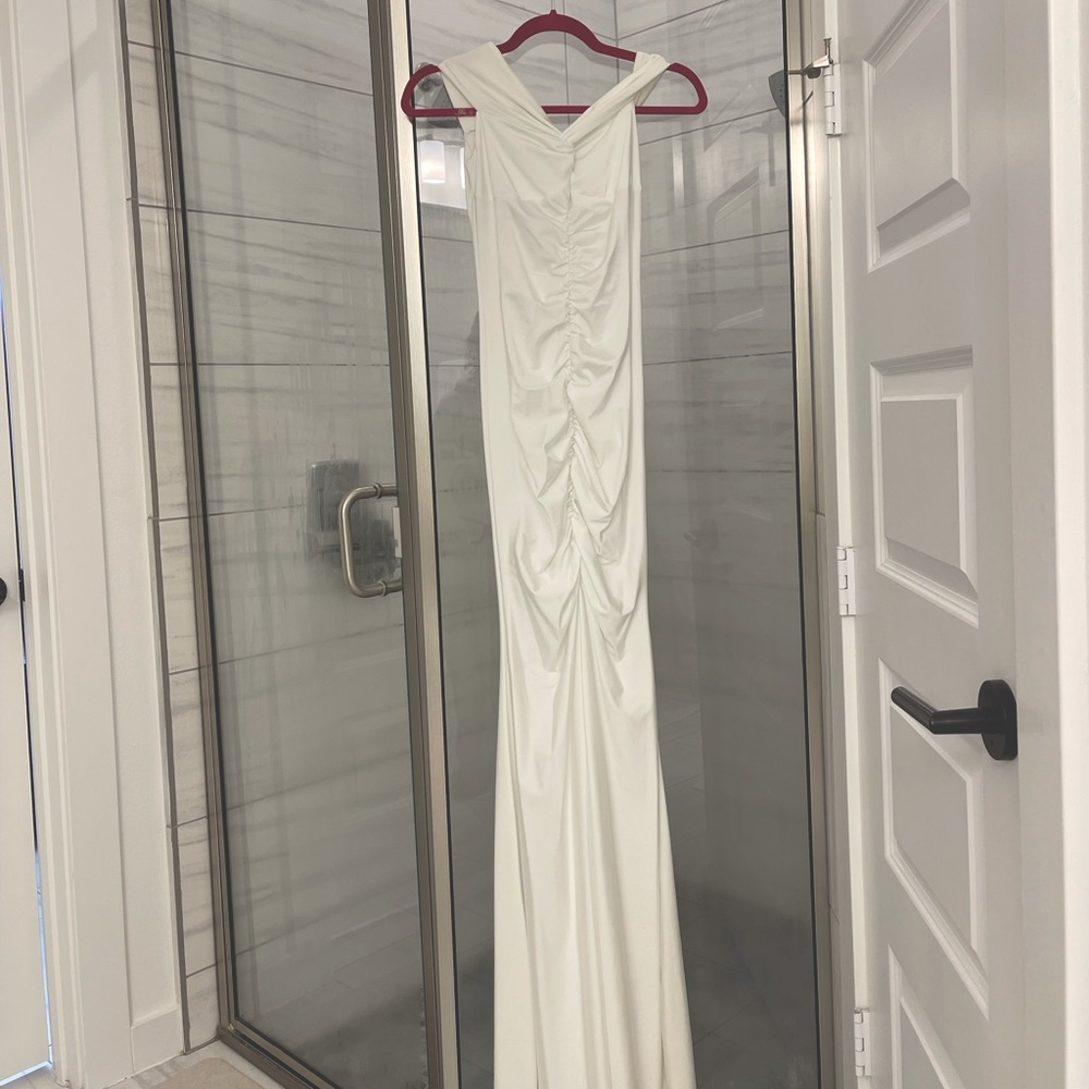 White maxi dress